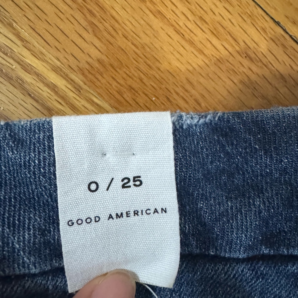 Good American High-Rise Wide-Leg Jeans - Picture 4 of 7